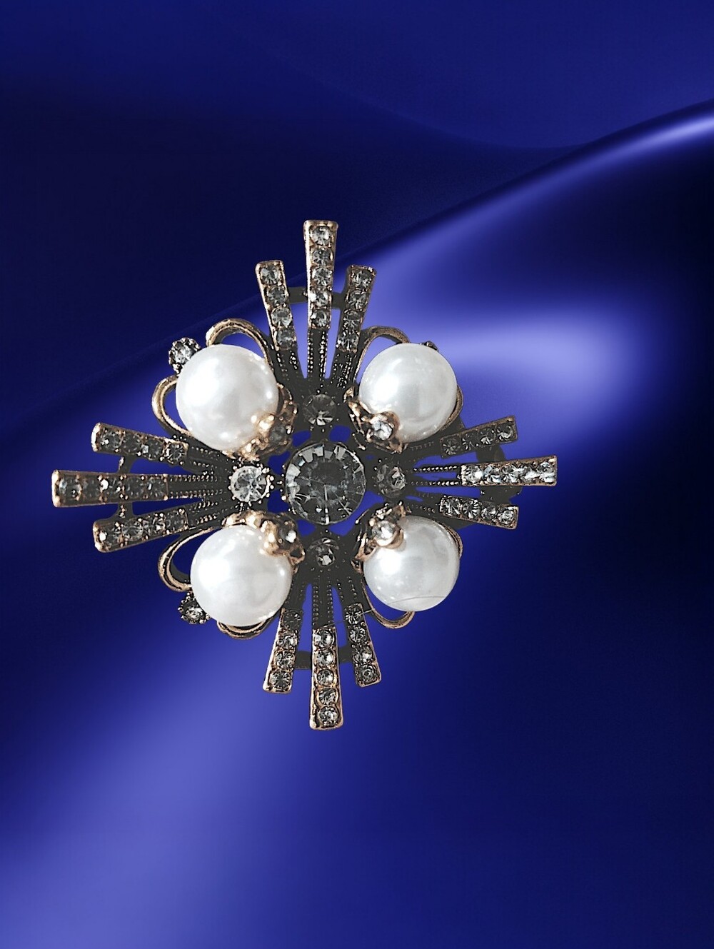 Faux Pearl & Crystal Baroque Inspired Brooch